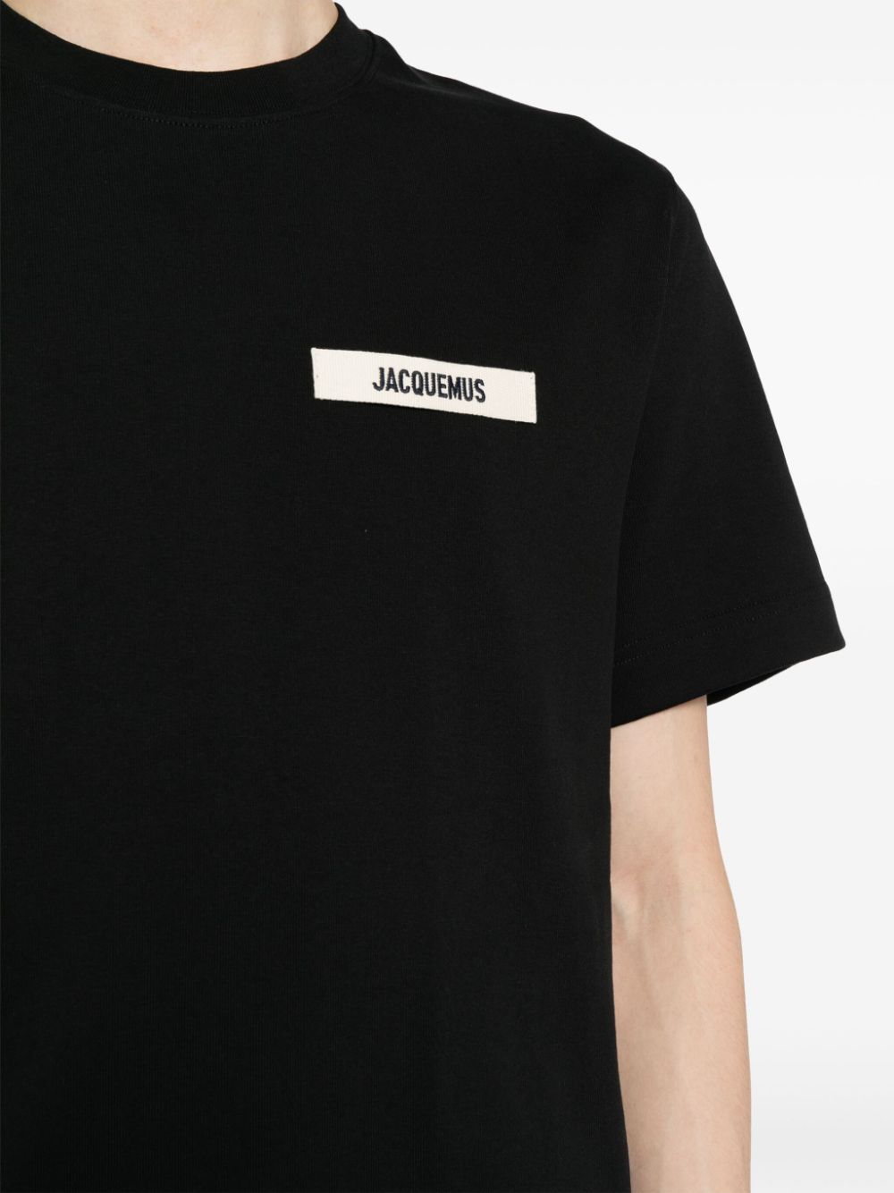 T-shirt con applicazione