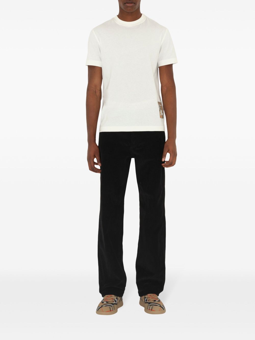 T-shirt con applicazione